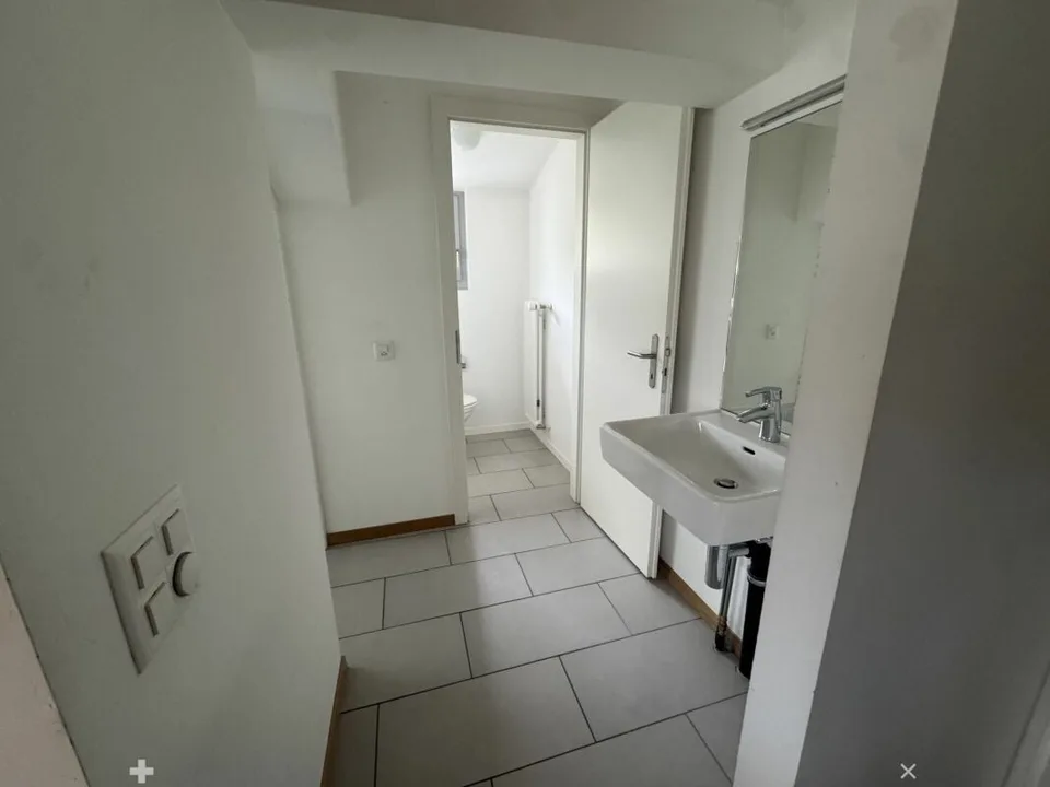 3½-Zimmer-Dachwohnung in einer Villa an ruhiger, zentraler Lage