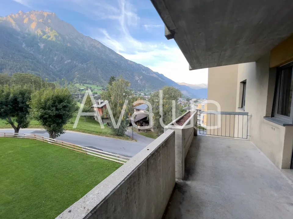 Bright 4.5-room apartment with mountain panorama in Brig