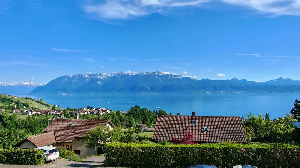 Appartement exceptionnel avec vue panoramique sur le lac