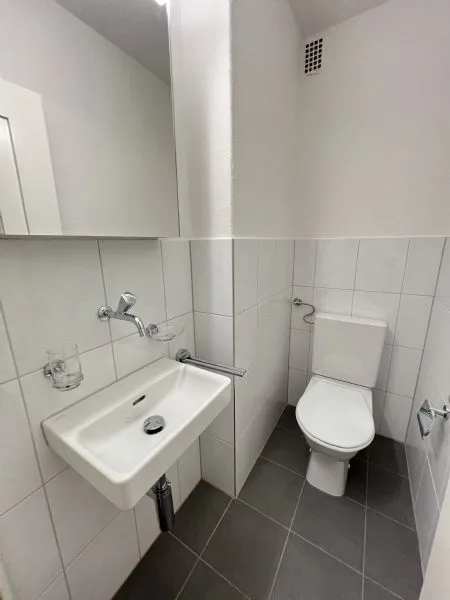 Appartement de 6 pièces rénové à louer dans un bon emplacement – photo 10 sur 13