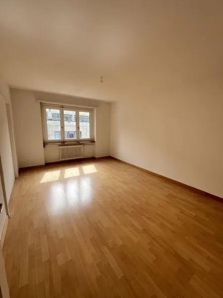 Appartement de 6 pièces rénové à louer dans un bon emplacement – photo 7 sur 13