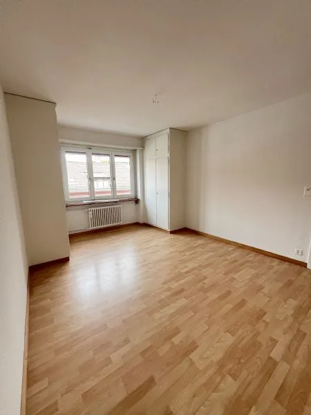 Appartement de 6 pièces rénové à louer dans un bon emplacement – photo 6 sur 13