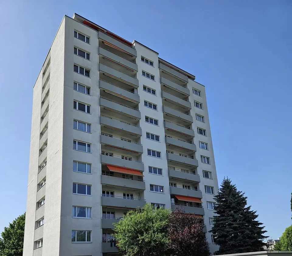 Gemütliche 2.5-Zimmer Wohnung mit Balkon