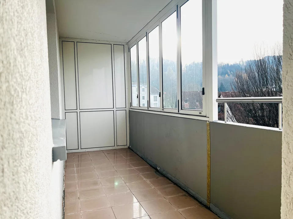 Gemütliche 2.5-Zimmer Wohnung mit Balkon – Foto 8 von 8
