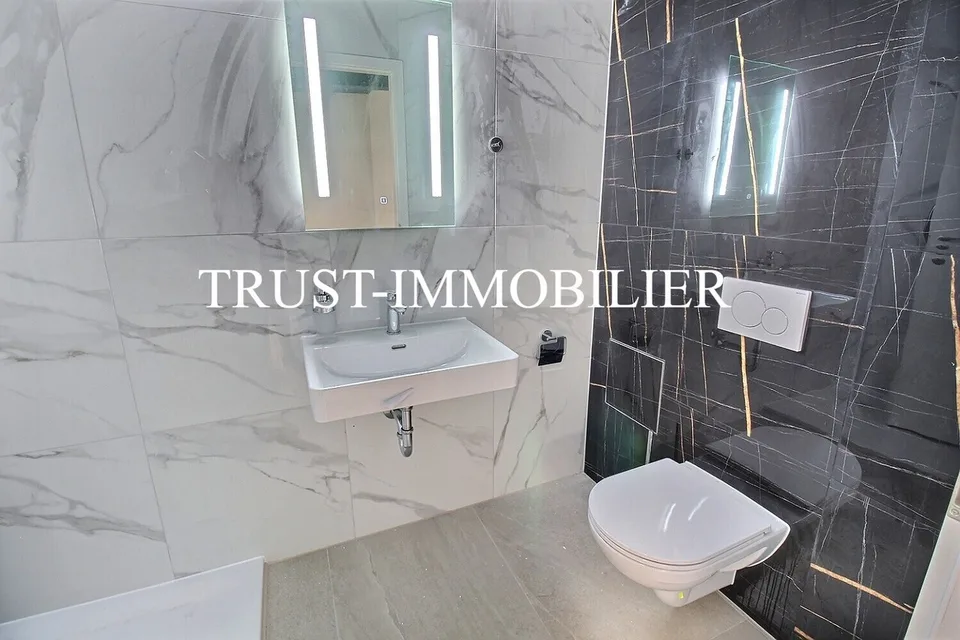 9002M-Saxon-Moderner Gewerberaum von 102,6 m²