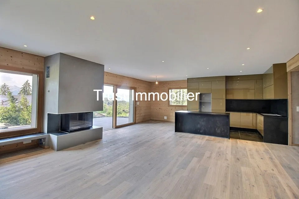 6002M-Gryon-Chalet 5.5 pièces rénové
