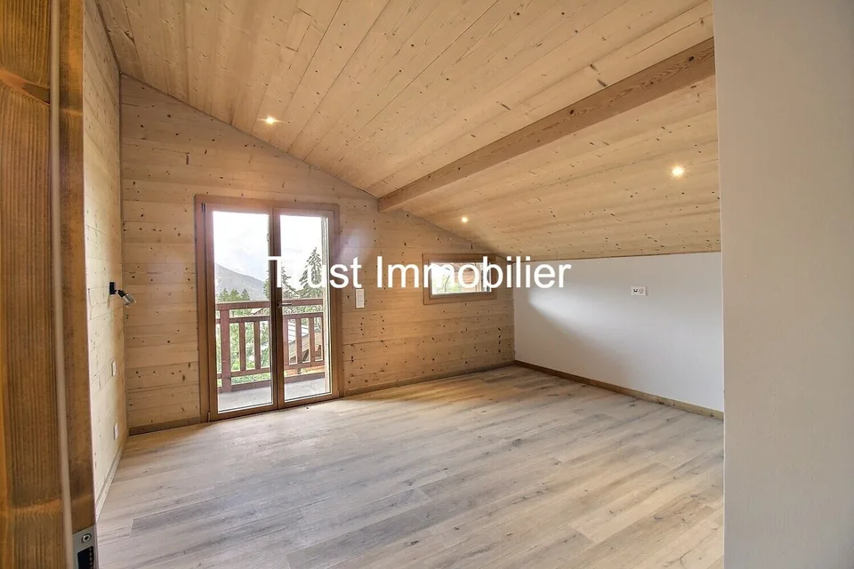 6002M-Gryon-Chalet 5.5 pièces rénové