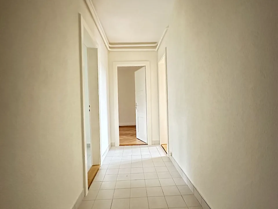 Renovierte 2.5-Zimmerwohnung im Beaumont-Quartier – photo 6 sur 13