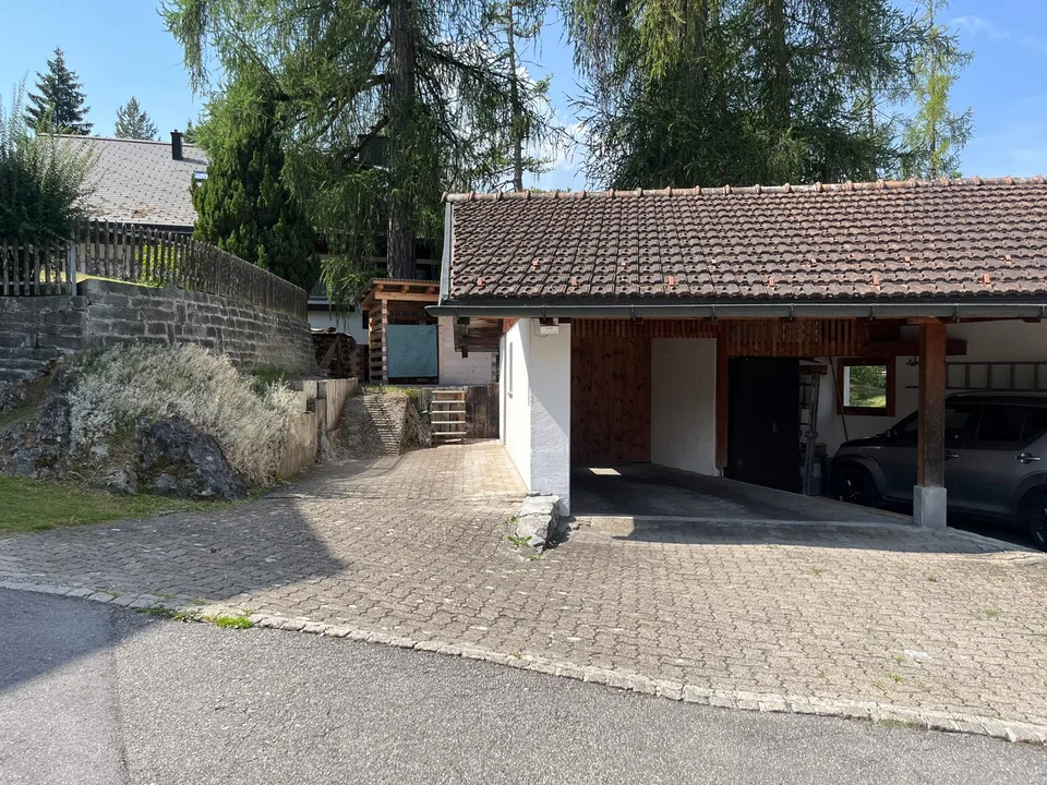 Charmante Haushälfte mit Studio in Laax – Foto 17 von 20