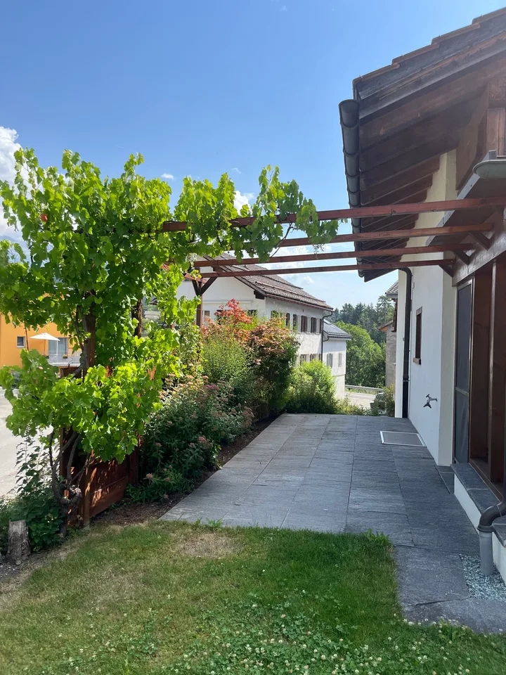 Charmante Haushälfte mit Studio in Laax – Foto 8 von 20