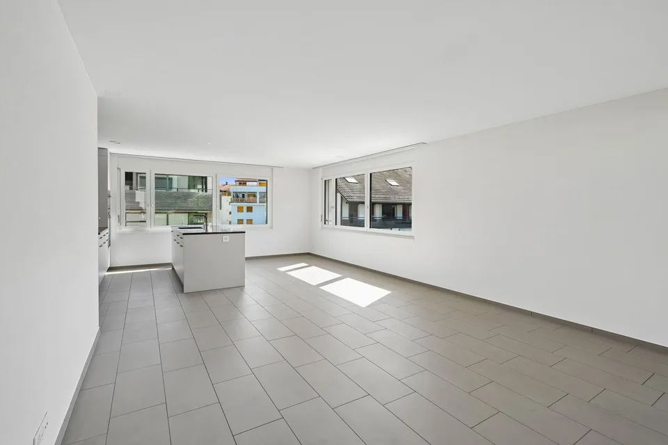 Appartamento di 4,5 locali con balcone in vendita a Birr