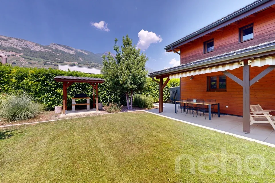 House 6.5 with large plot, garden and solar heating – photo 15 of 18