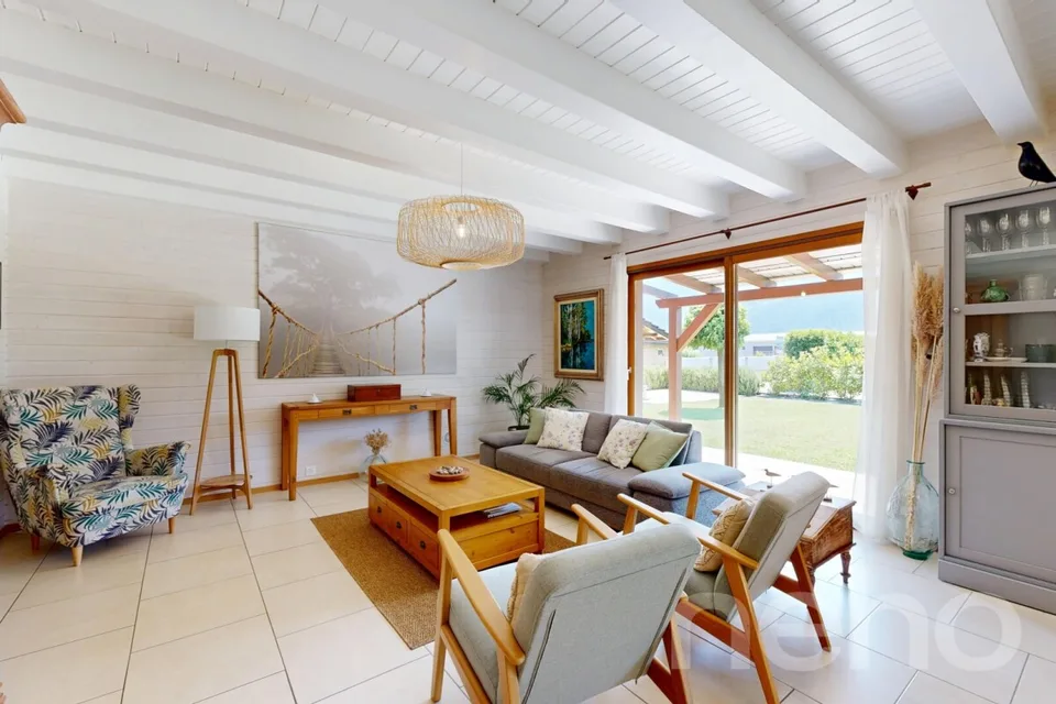 House 6.5 with large plot, garden and solar heating – photo 18 of 18