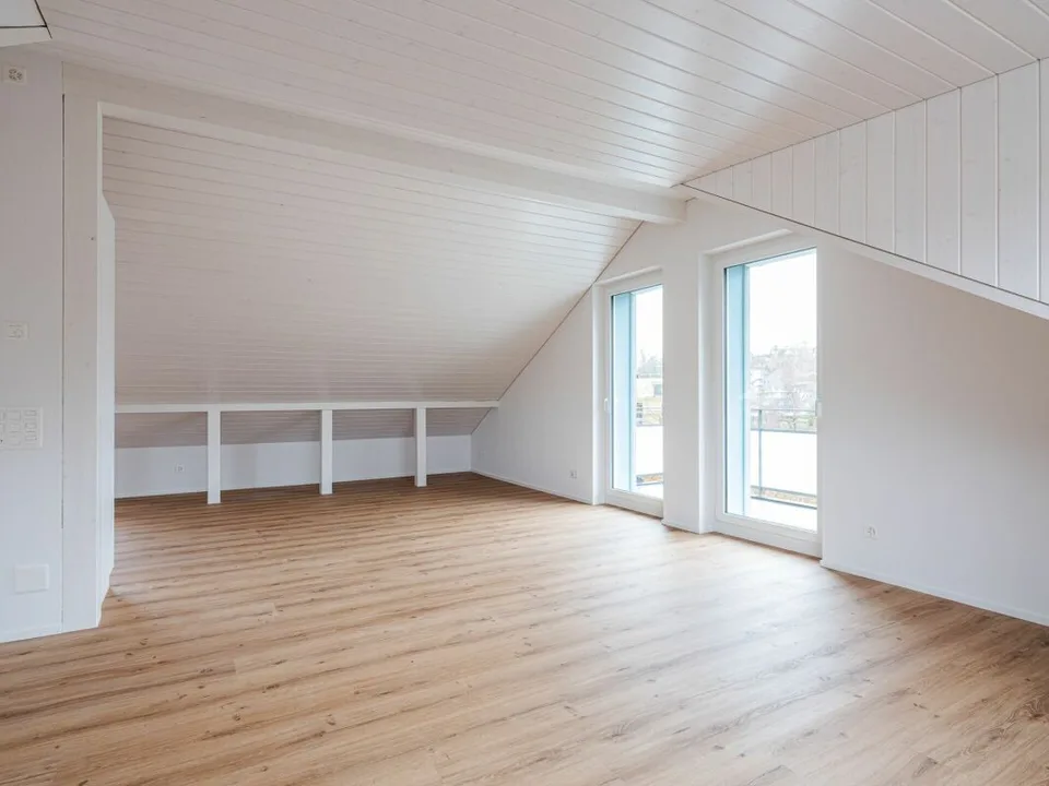 ERSTVERMIETUNG, EINZIGARTIGE UND TRENDIGE DACHWOHNUNG MIT LOFTCHARAKTER!