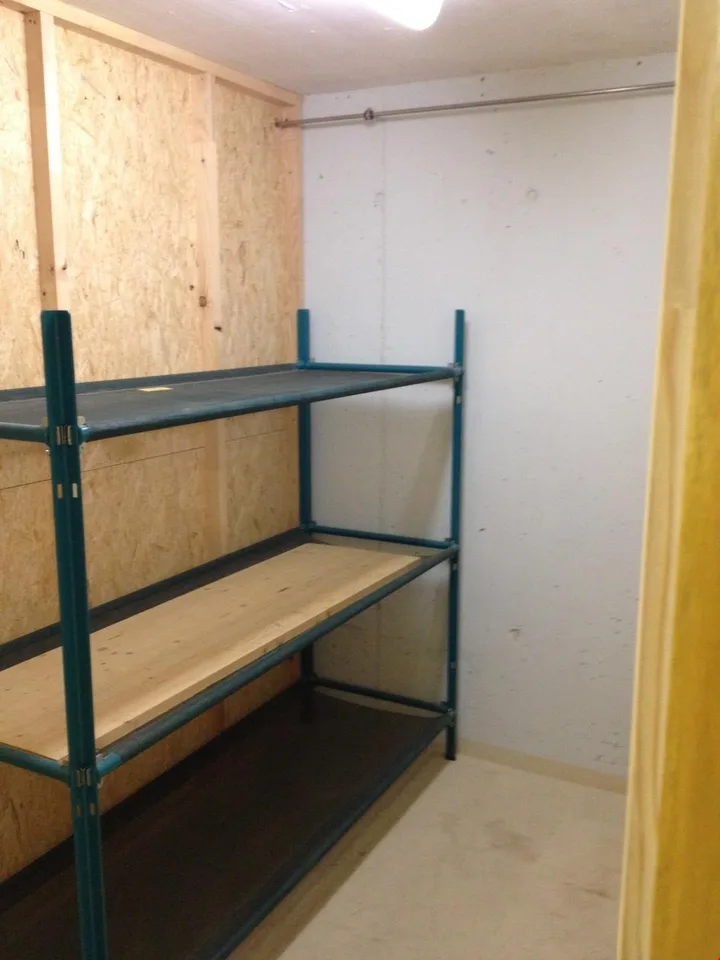 Locale di stoccaggio in affitto a Visp – disponibile immediatamente