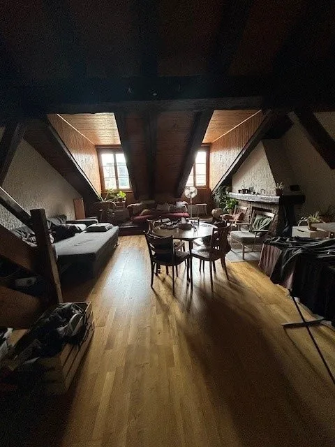 Charmant 2.5 pièces au 4ème étage à Fribourg