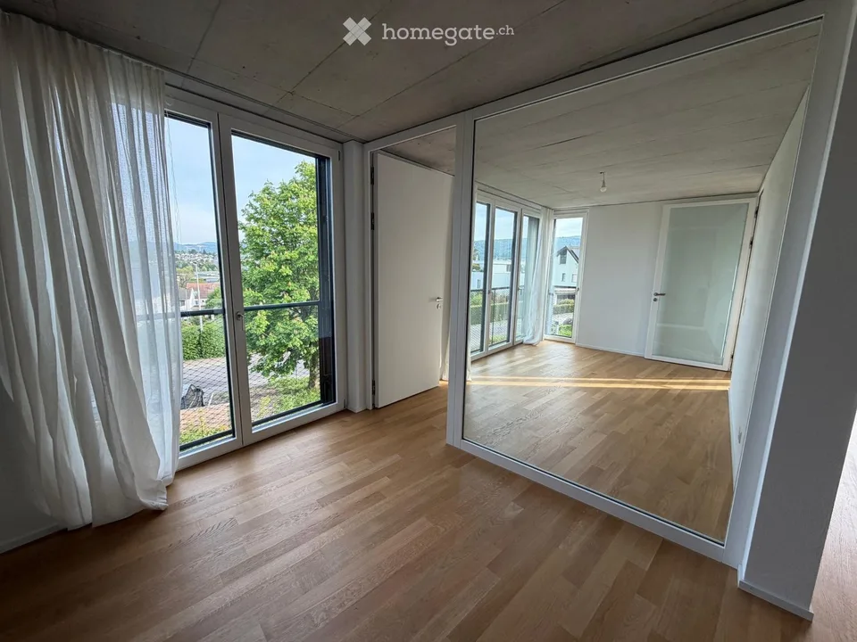 Modernes Wohnen mit Weitblick: Helle 4.5-Zimmer-Wohnung