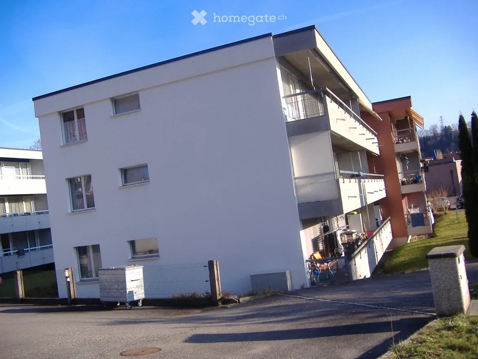 ZU VERMIETEN