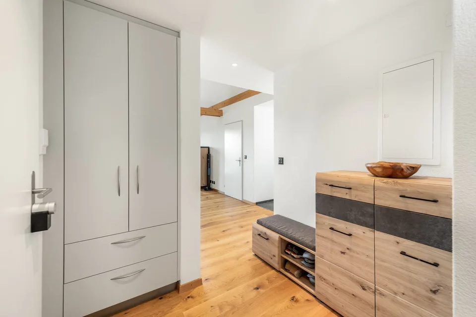 Appartement moderne de 4,5 pièces au dernier étage avec grande terrasse