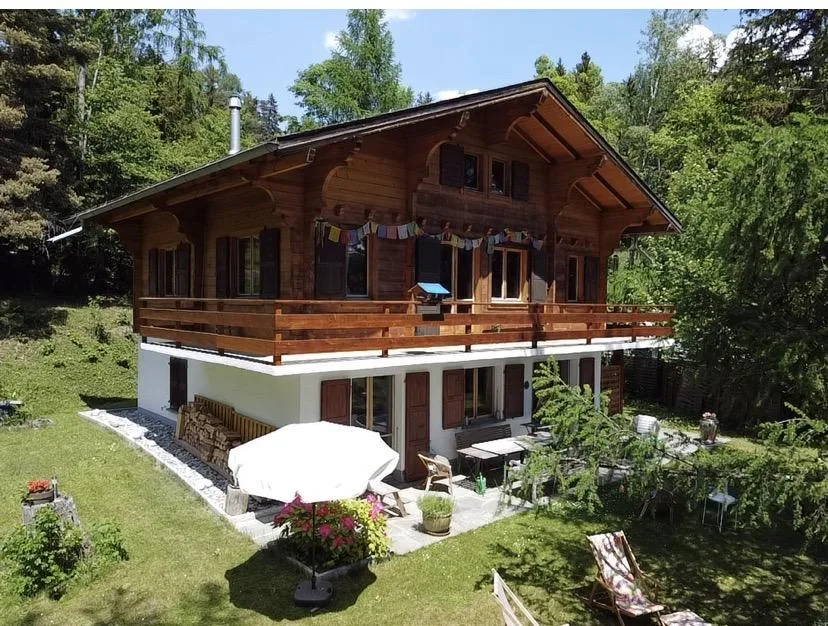 Chalet familial ou pied-à-terre de charme à Anzère