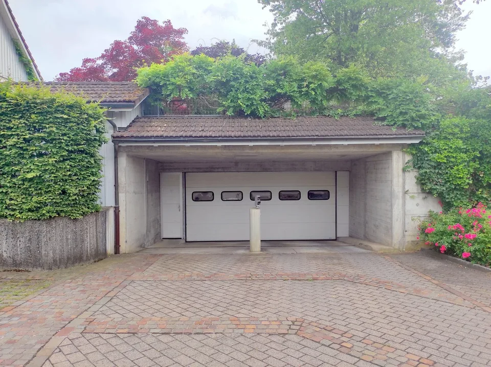 Einstellhallenplatz in Uster – Pfäffikerstrasse 2