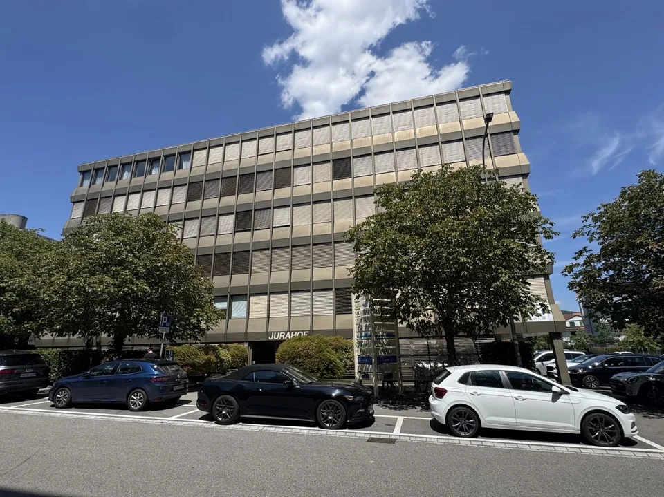 Spazio commerciale rappresentativo di 284m2 in una posizione centrale