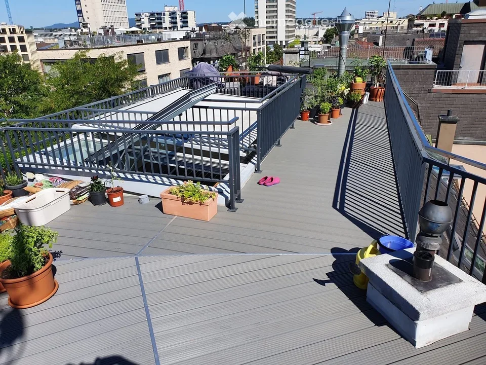 Voll Möblierte Attikawohnung mit Dachterrasse ab sofort frei ...