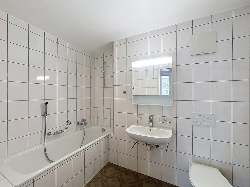 Wohnung 5.5 Zimmer mit Terrasse/Garten – Foto 10 von 12