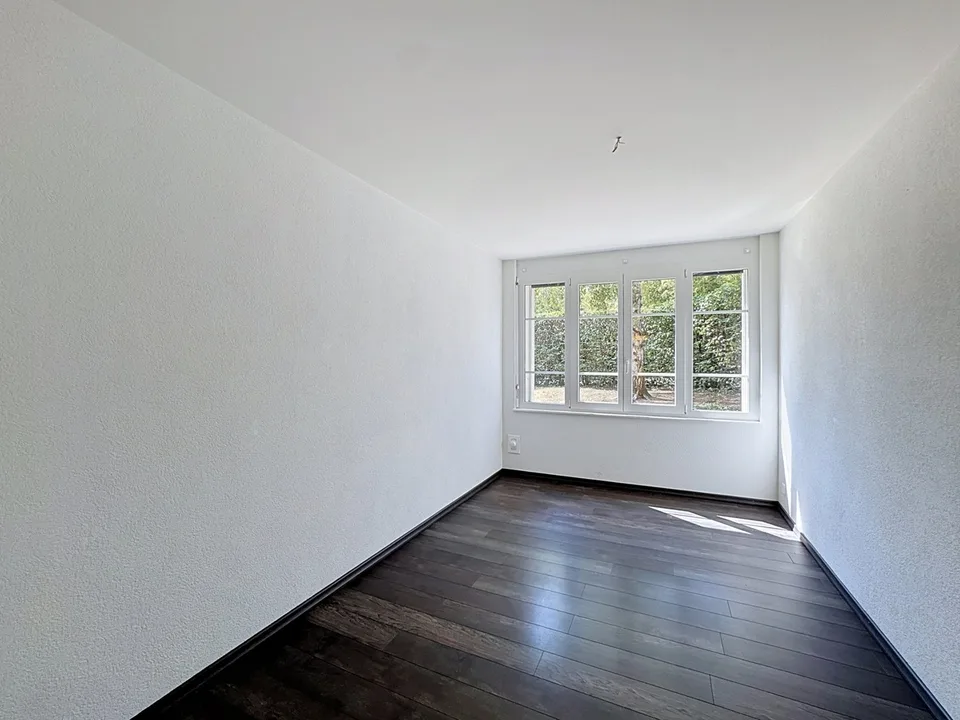 Wohnung 5.5 Zimmer mit Terrasse/Garten – Foto 9 von 12