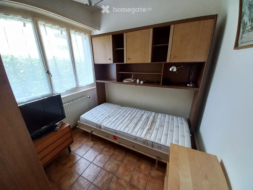 Studio meublé dans maison, Martigny-Ville