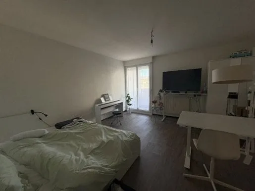 Charmant Studio 31 m2 - Cuisine équipée - Balcon - Ascenseur