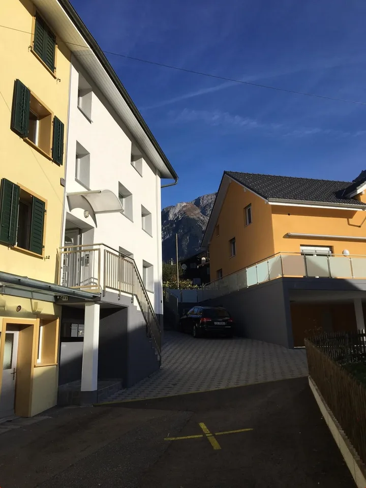 Ab sofort - Einfache, charmante 2.5 Zi Wohnung