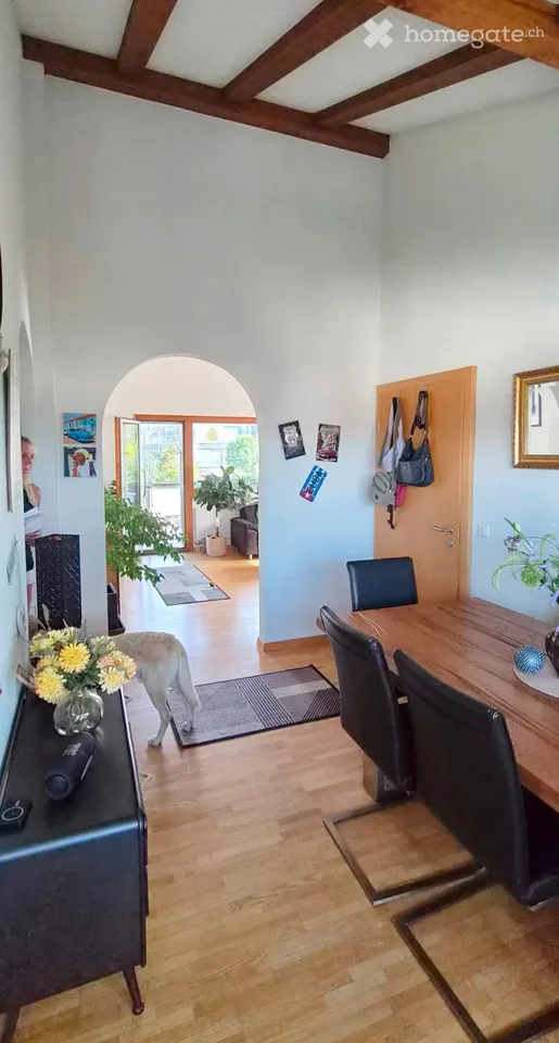 4.5-Zimmer Wohnung mit Garage und eigenem Estrich
