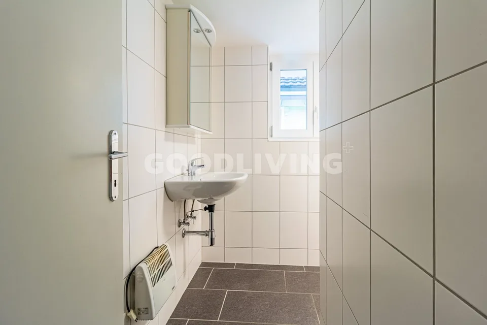 Six appartements. Rendement solide.