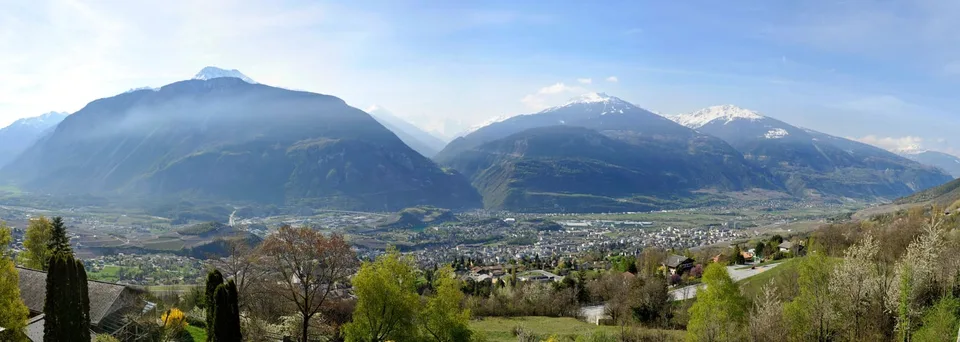 Moderne maison mitoyenne de 3.5 pièces avec balcon, Sierre - Nouvelle Construction!