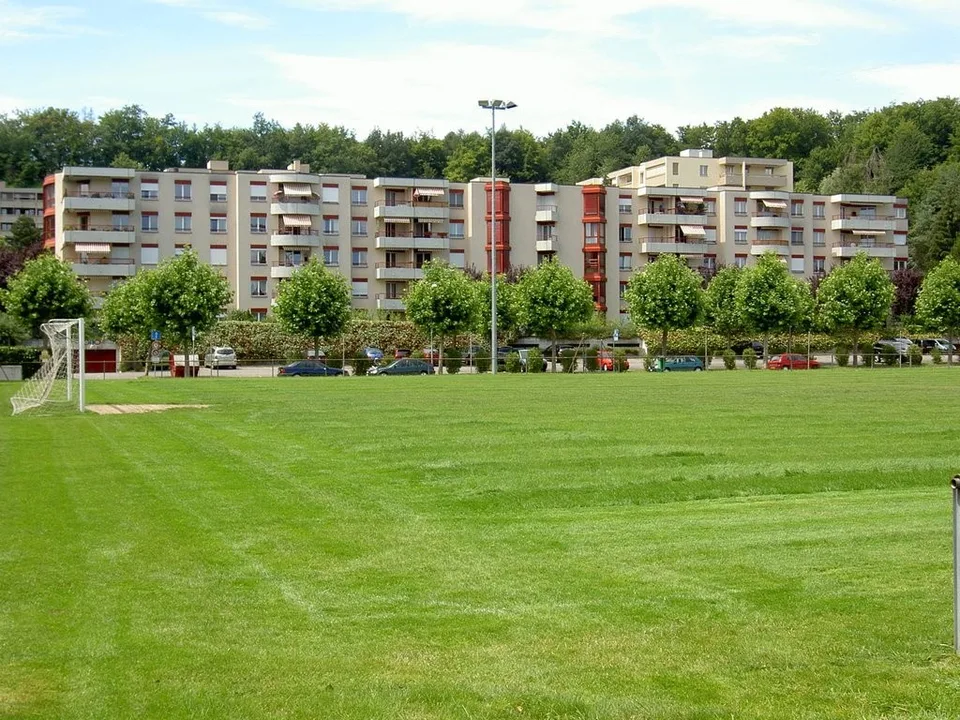 Plusieurs places de parc souterraines à louer à Ecublens