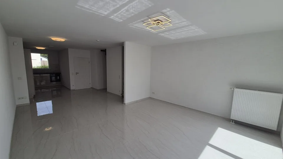 Horheim - Nouvelle maison mitoyenne à louer, première occupation