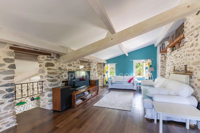 For sale Authentic character property with independent accommodation in – photo 6 of 13