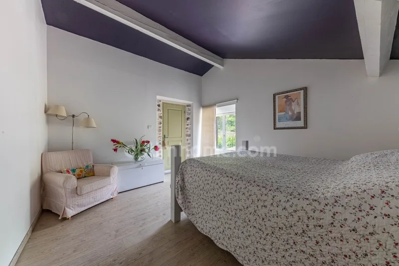 For sale Authentic character property with independent accommodation in – photo 9 of 13