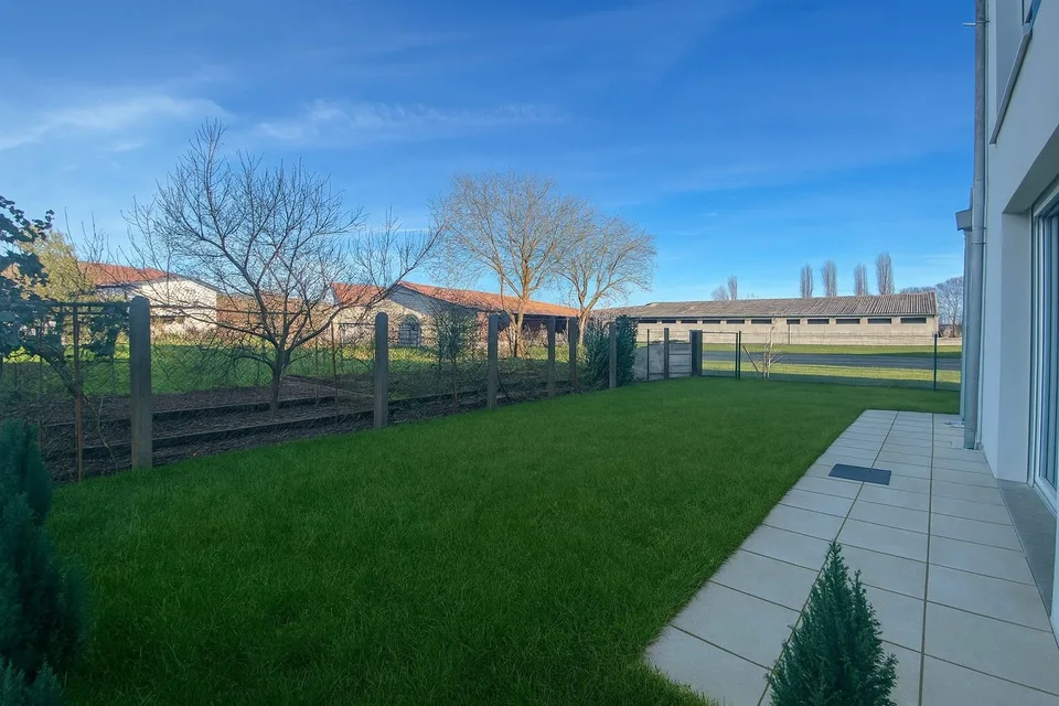 Neubauwohnung im Erdgeschoss mit Garten / gewerbliche Nutzung – Wohnen – gemischte Nutzung – Foto 10 von 12