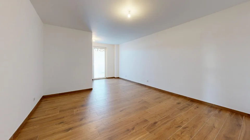 Appartement neuf au rez-de-chaussée avec jardin / usage commercial – habitation – usage mixte
