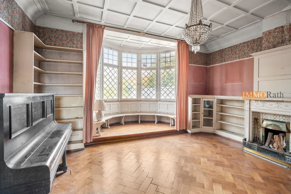 IMMORath.de Magnificent townhouse with unique character in