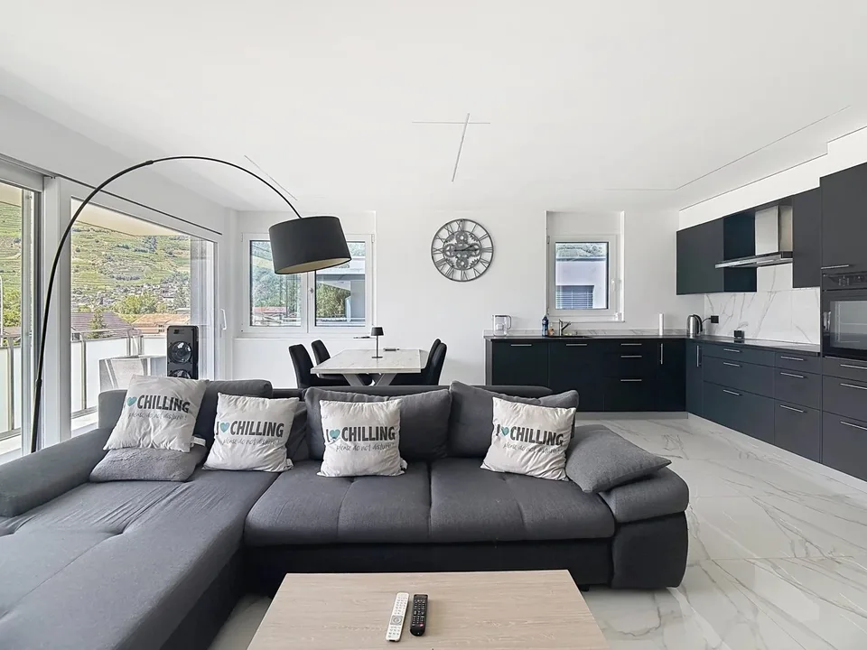 Fully | Magnifique attique de 3,5 pièces avec grande terrasse