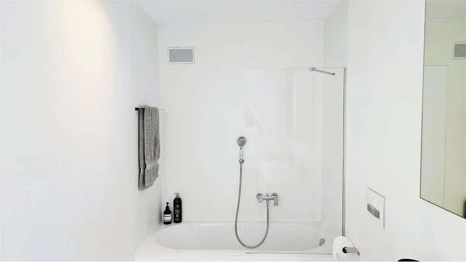 Villa Minergie con piscina a Villa Luganese – foto 12 di 13