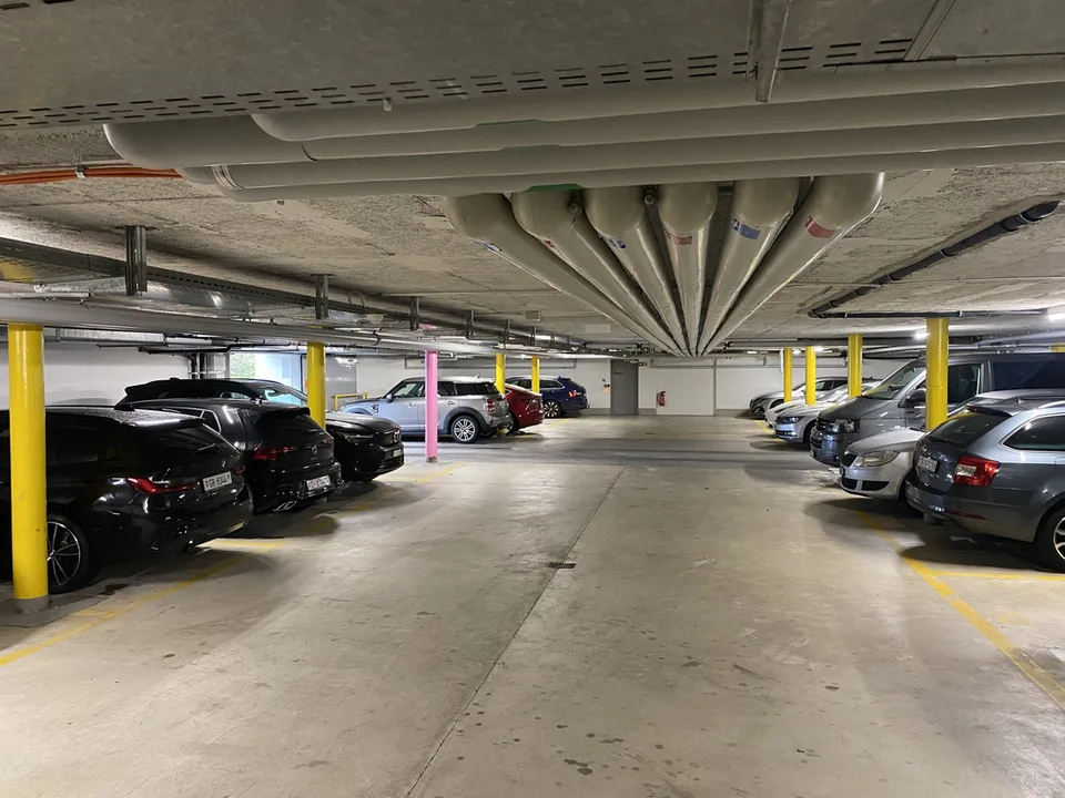 Einstellplatz zu Vermieten