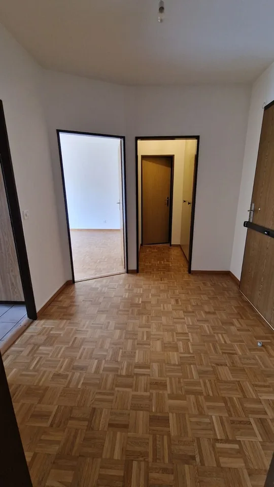 Großzügige 3-Zimmer-Wohnung in der EPINETTES-Nachbarschaft
