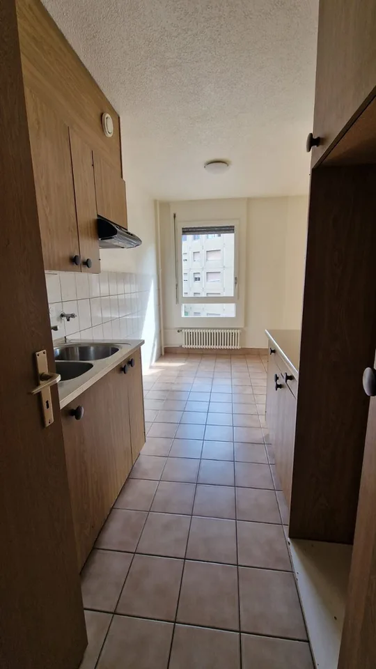 Großzügige 3-Zimmer-Wohnung in der EPINETTES-Nachbarschaft