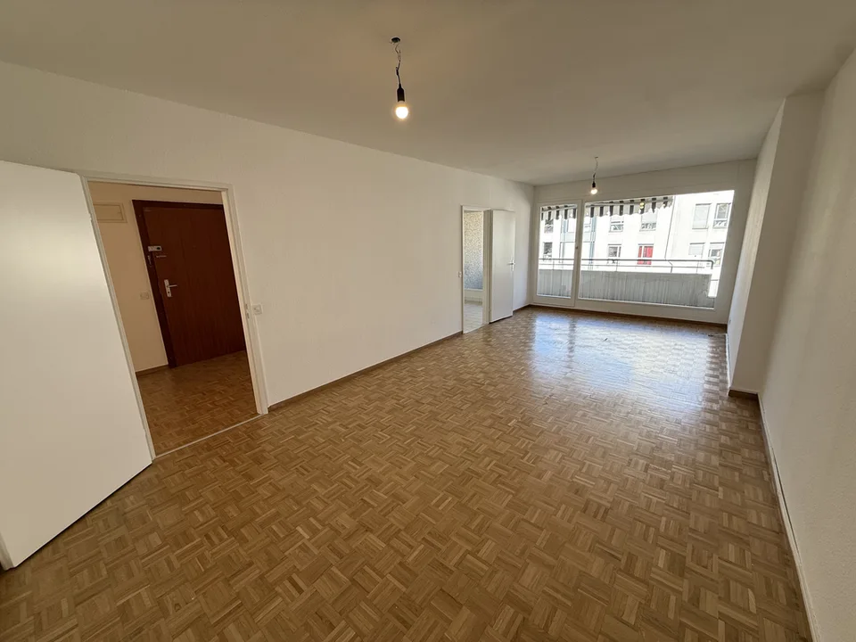 Vier-Zimmer-Wohnung in den Acacias