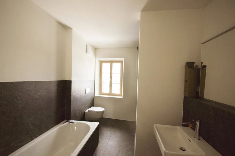 Appartement charmant de 4,5 pièces avec vue sur les montagnes au cœur de Ftan