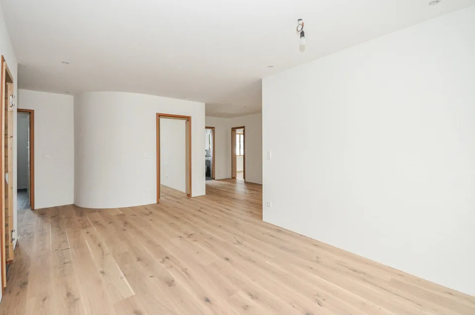 Appartamento attraente di 4,5 locali con vista sulla montagna nel cuore di Ftan – foto 8 di 13